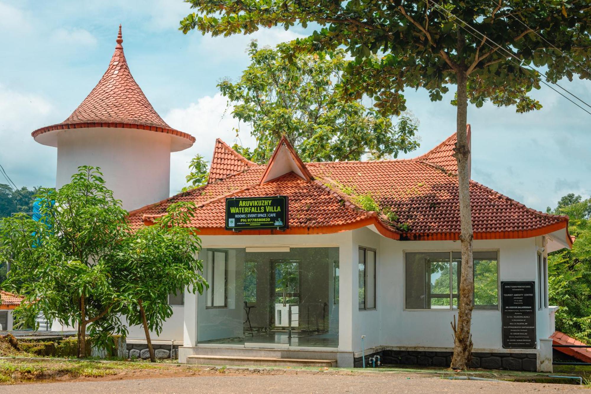 Aruvikuzhy Waterfalls Villa Kozhancheri 外观 照片